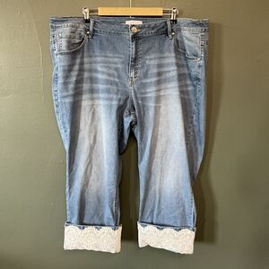 Lane Bryant Dark Wash Midrise Girlfriend Crop Jean denim pants Womens 28 Lace